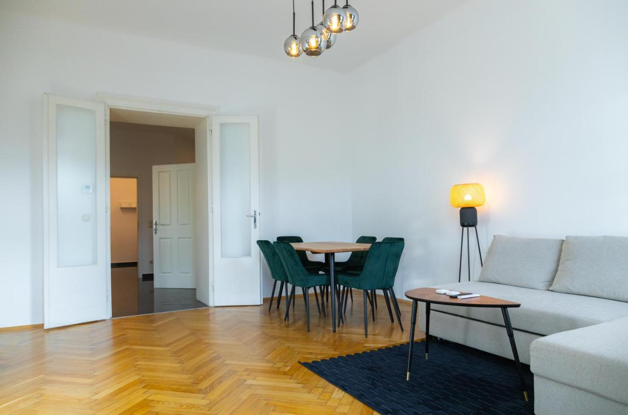 Imperial City Apartment Vienna Exterior photo